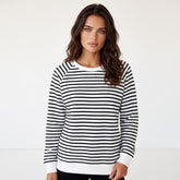 Blood-striped lights, raglan sleeves, side slits