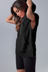 Sudadera con capucha negra con mangas cortas y bolsillo de canguro con semi-fermentos de cremallera