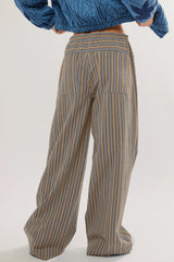 Pantalon large décontracté à rayures et poches boutonnées