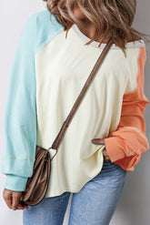 Long -sleeved cream yellow and round -neck *