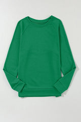 Plain green crew neck sweatshirt with raglan sleeves