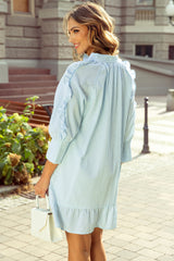 Myosotis Mini-robe en seersucker à volants et manches bouffantes à col montant