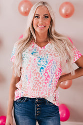 Short -sleeved top and colored leopard v collar