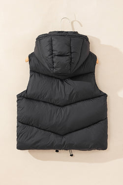 Manteau noir élégant et matelassé à capuche