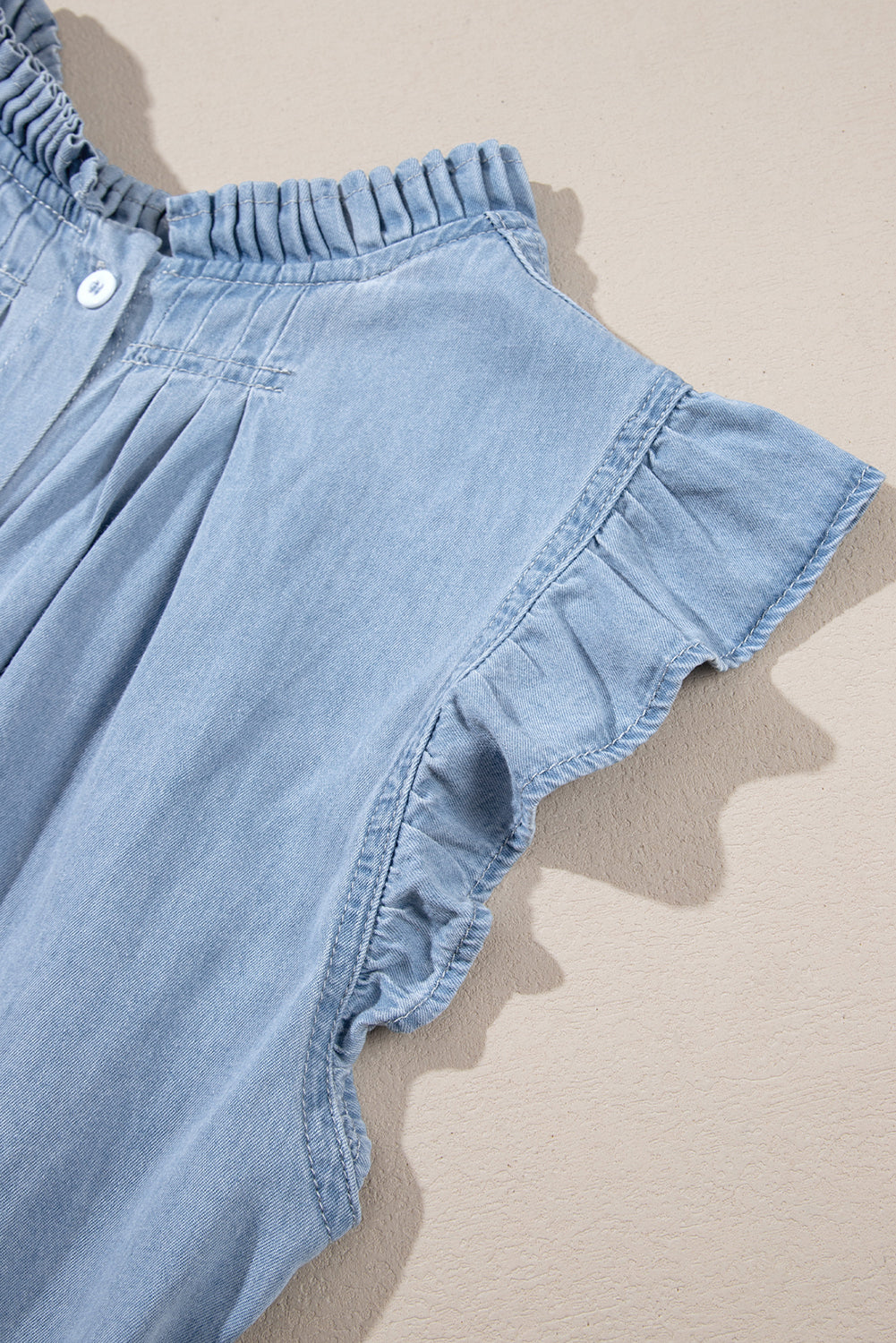 Retro high in pleated chambray with ruffles*