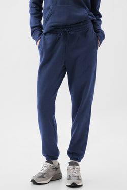 Pantalon de jogging bleu marine à la taille avec cordon de serrage et doublure en polaire de couleur unie