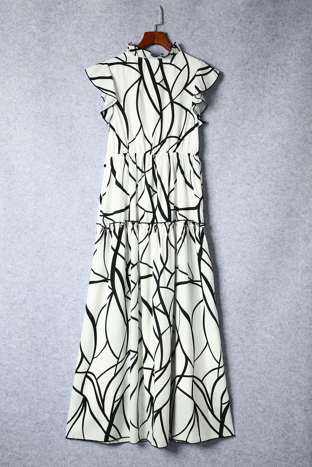 Blanc Abstract Vein Print V Neck Ruffle Maxi Robe