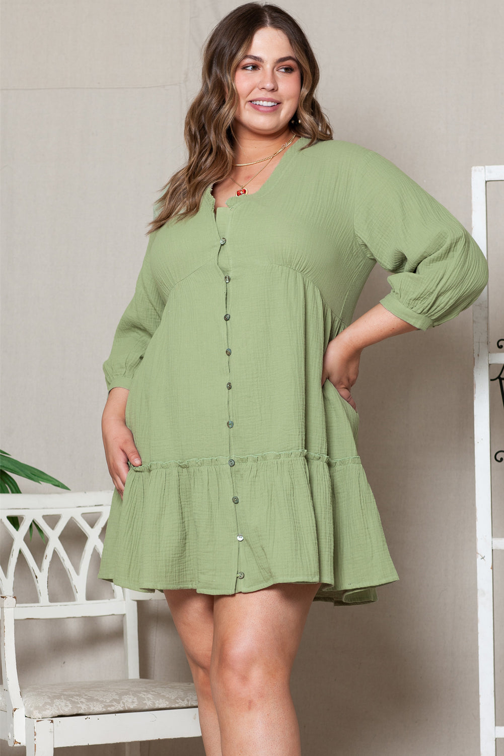 Botón de collar con forma de varilla de vía verde y de tamaño verde