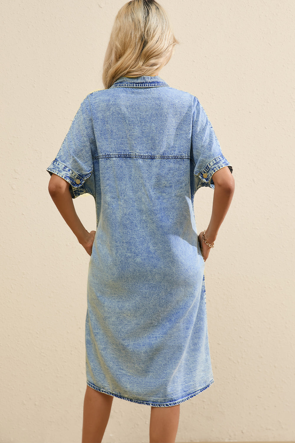 Hellblau lose mittlere Wäsche Kurzarm Hemd Chambray Kleid