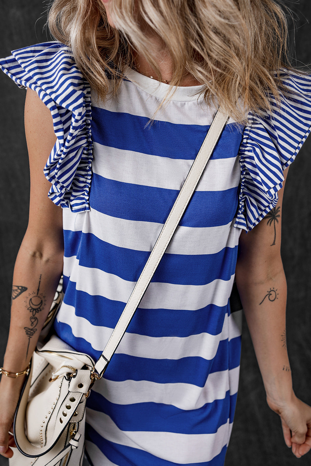 Ciel bleu Stripe Contrast T-shirt à manches volants