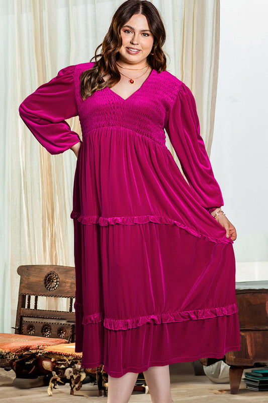 Robe longue froncée à col en V et à volants en velours de grande taille rose rouge