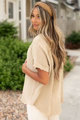 Half-low-cut-out high-sleeved top and crumpled textured tapered border parchment