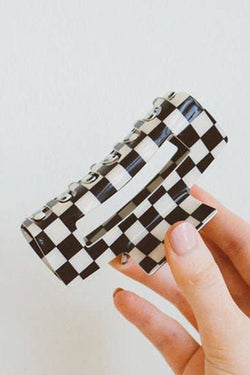 Black checkered hollow hair clips