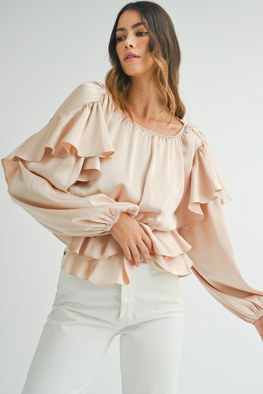 Blouse péplum à volants dans le dos *-A WOMAN WE LOVE