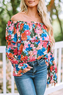 Flying blouse and bare shoulders with floral print