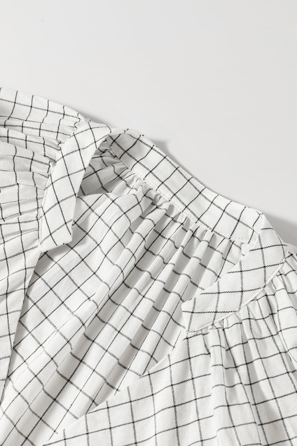 Robe Babydoll à Carreaux avec Volants et Manches Bouffantes *