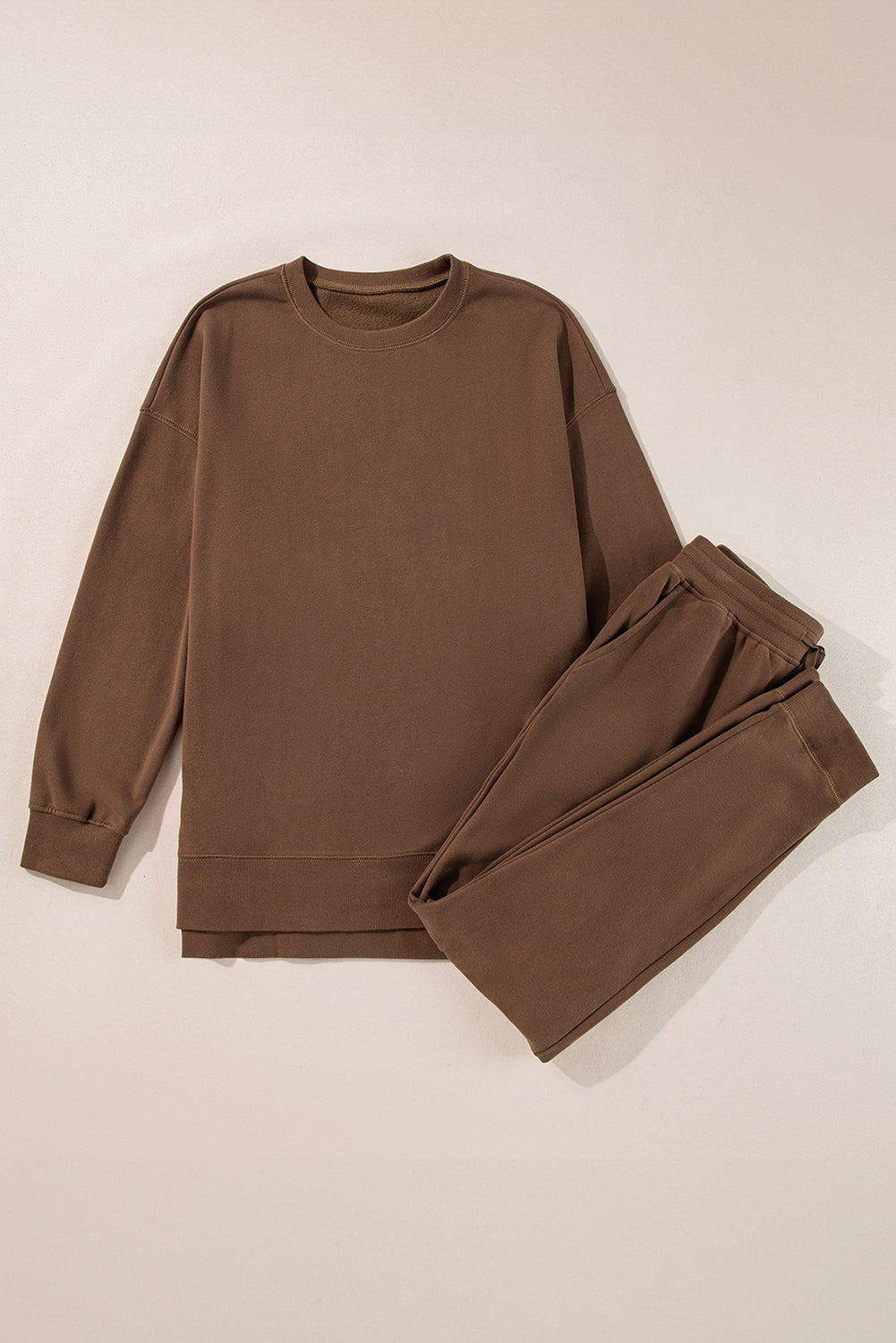 Ensemble pull-over haut bas et pantalon slim de couleur unie café