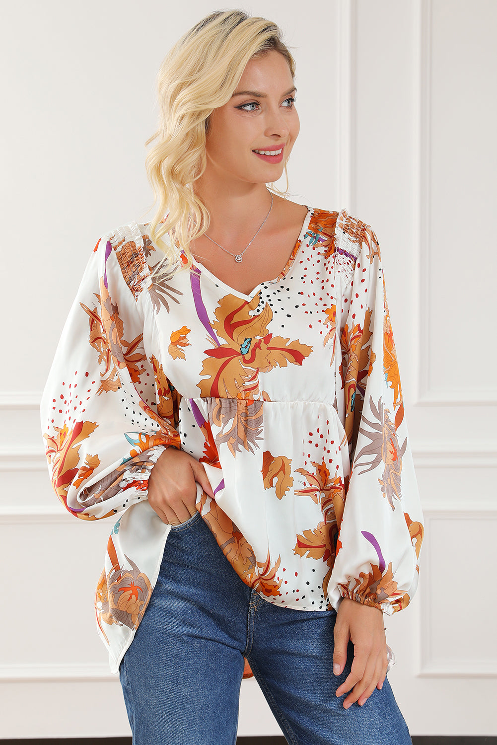 Chemisier babydoll multicolore à imprimé floral et col en V-A WOMAN WE LOVE