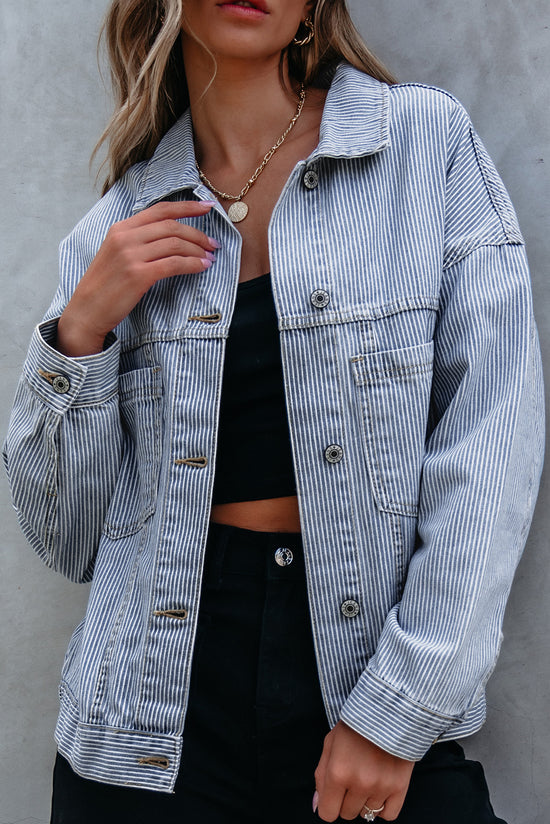 Veste en jean oversize délavée à rayures bleu ciel avec poches