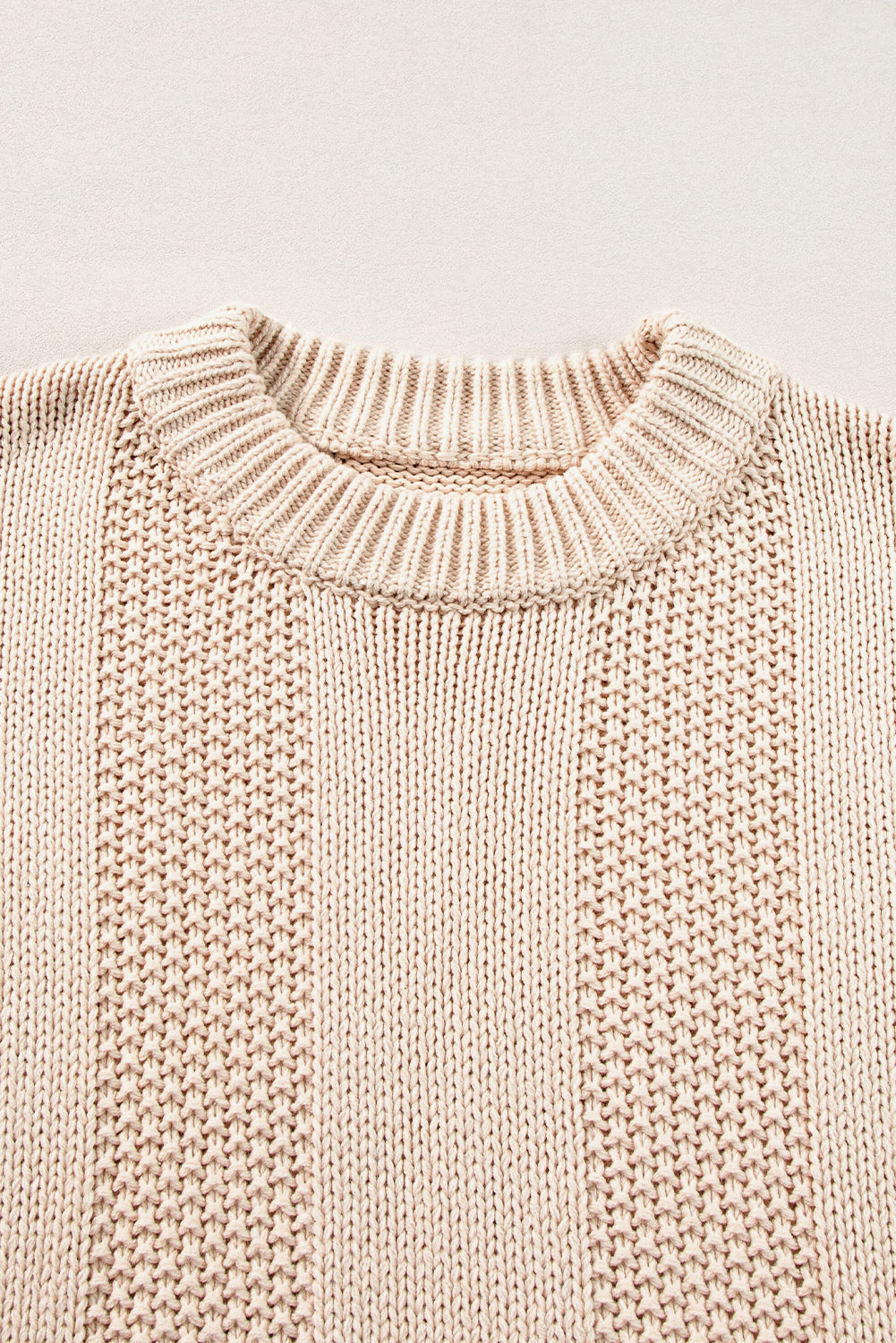 Pull ample côtelé en tricot torsadé de couleur unie kaki pâle