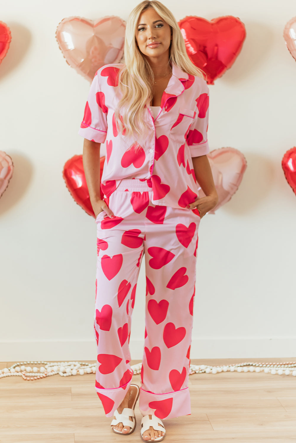 Ensemble pyjama pantalon à manches courtes rose coeur classique Saint-Valentin-A WOMAN WE LOVE