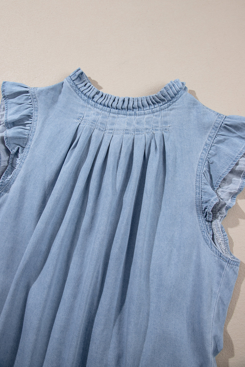 Retro high in pleated chambray with ruffles*