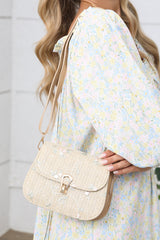 Petit sac d’épaule beige en paille tressée à rabat