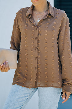 Long -sleeved brown polka dot shirt