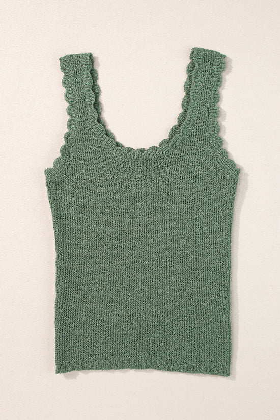 Green sweater vest with U -collar collar and scalloped border