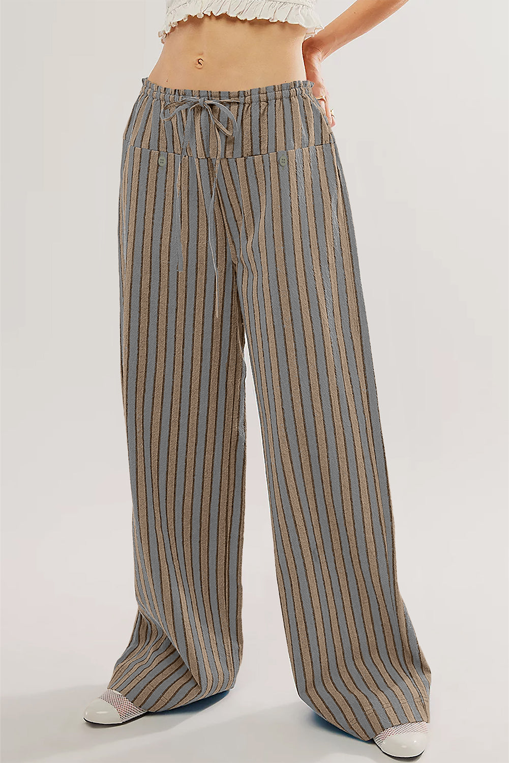 Pantalon large décontracté à rayures et poches boutonnées