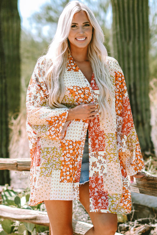 Kimono blanc ouvert à fleurs en patchwork style Boho