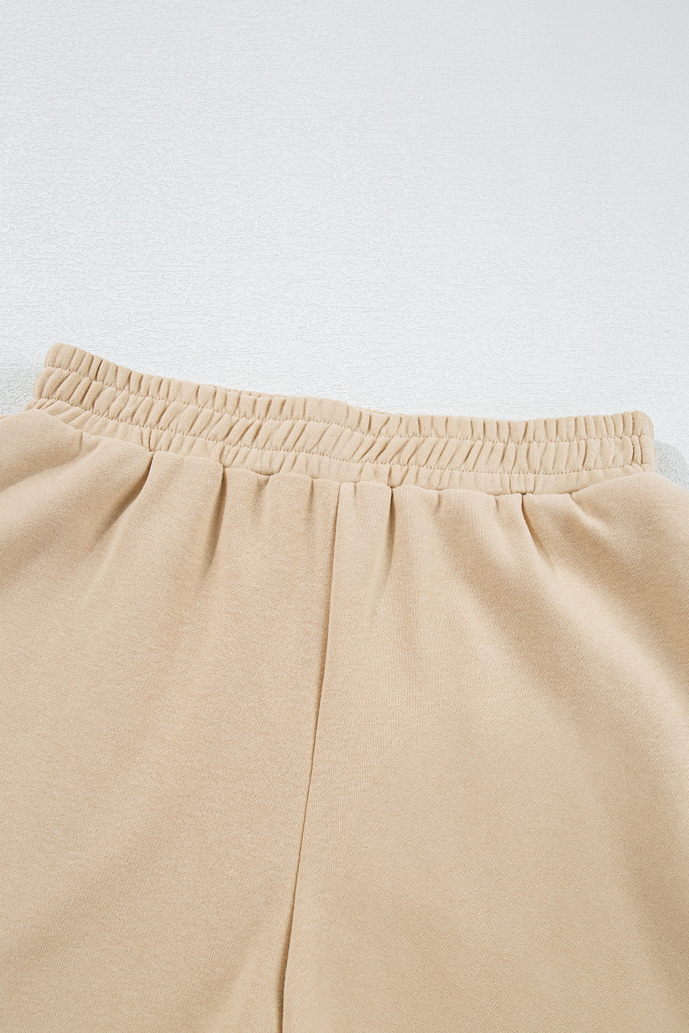 Ensemble décontracté deux pièces pull et short à rayures abricot