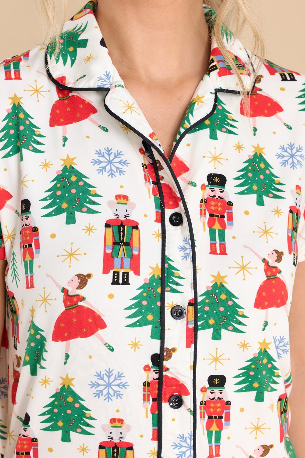 Night clothing two rooms buttoned with white printed Christmas