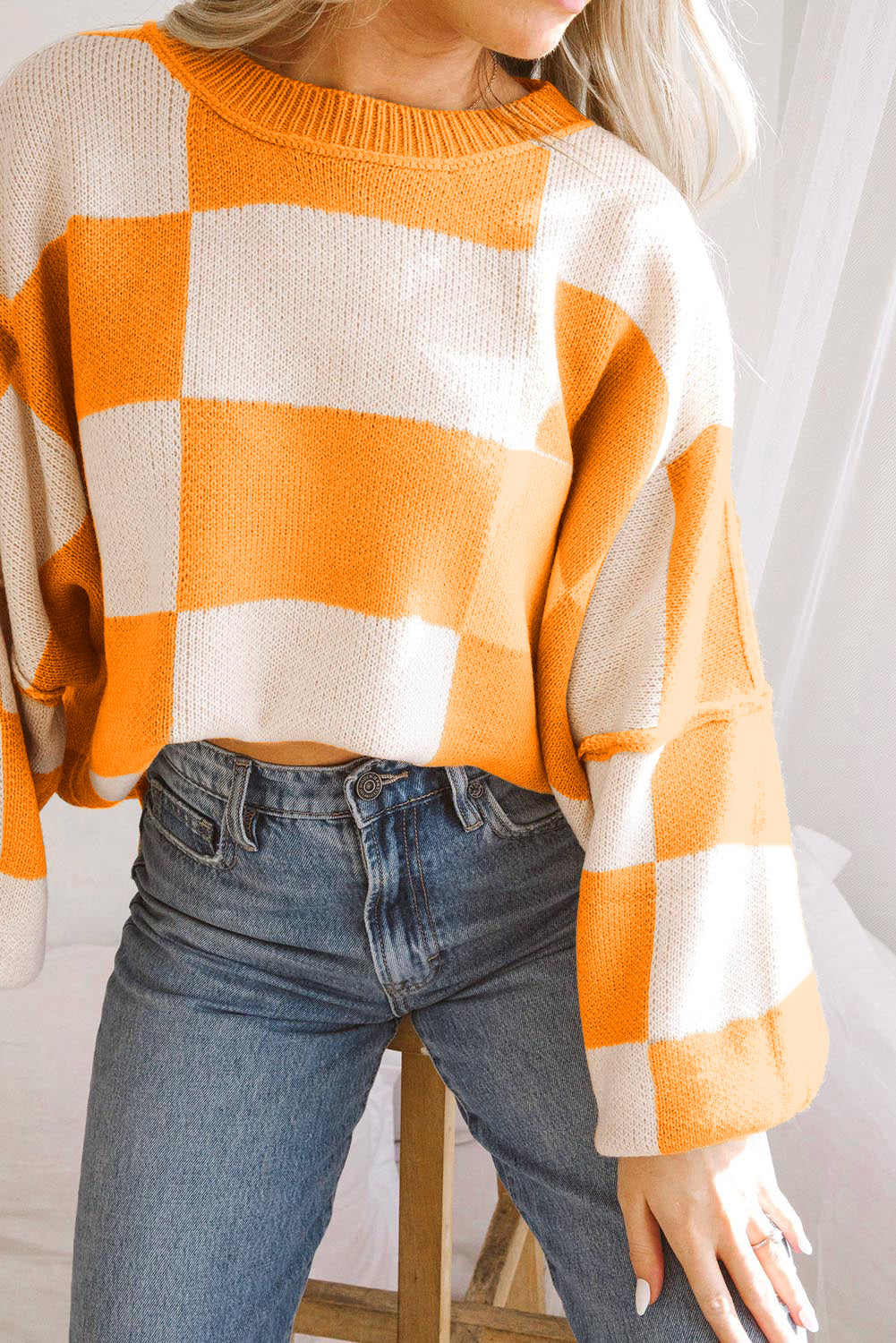 Pull à manches d'évêque à carreaux orange