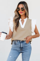 Truck textured knitting top and V * collar