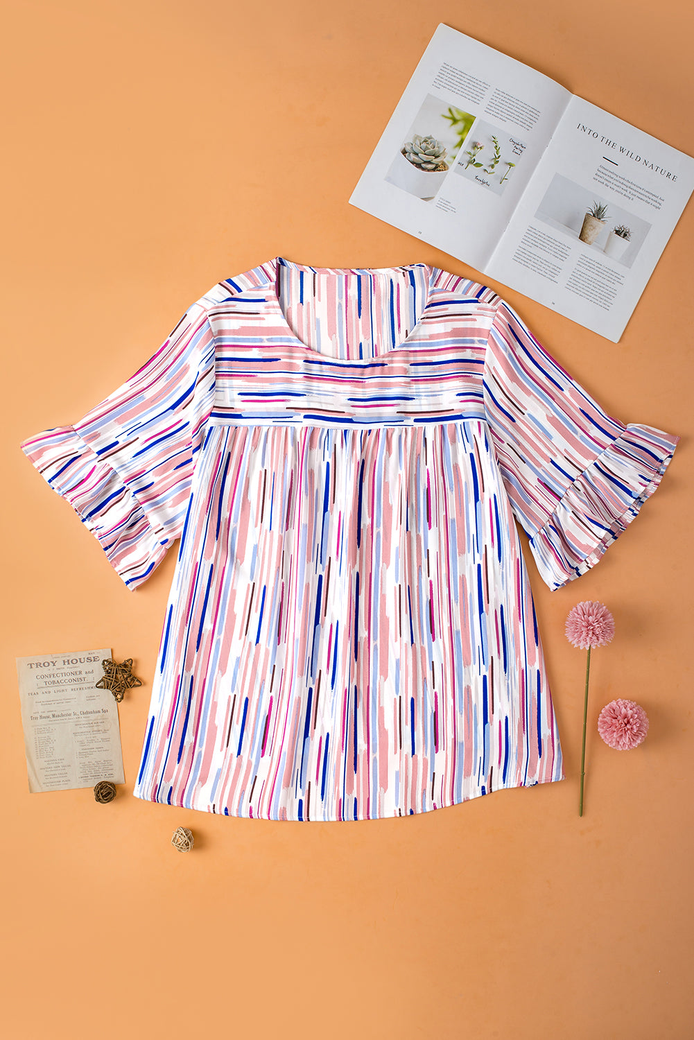 Chemisier blanc à rayures et à volants, manches courtes, grande taille-A WOMAN WE LOVE