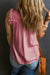 Pink Tank Tight abotonado con cuello dividido y borde de volantes