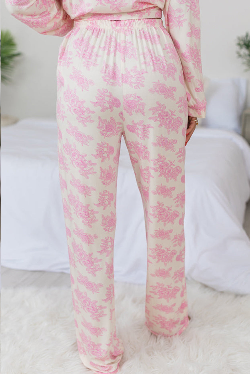 Set de pijama de manga larga y pantalones de color floral rosa