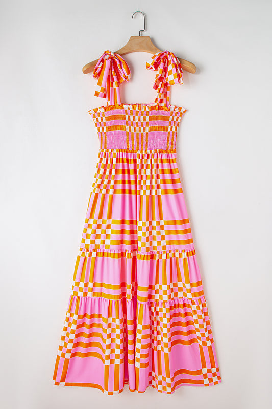 Pink Boho Gingham gebundene Gurte beschleunigte Maxikleid