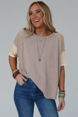 Amplia camiseta de bloque de color con costuras aparentes simplemente tope