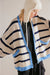 Large Cardigan Boutonnate with drooping shoulder color block white