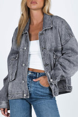 Chaqueta de mezclilla sin gris con bolsillos de pecho *