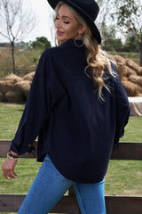 Chemise à poche boutonnée en velours côtelé bleu foncé-A WOMAN WE LOVE