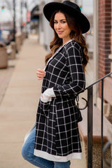 Cardigan ouvert à carreaux noirs avec bords color block et poche-A WOMAN WE LOVE
