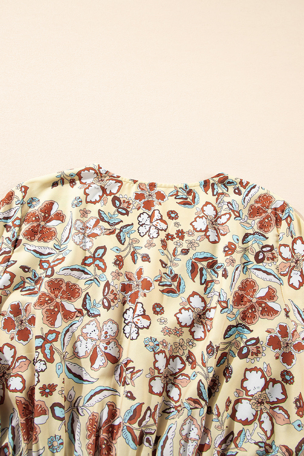 Chemisier péplum contrasté enveloppé *-A WOMAN WE LOVE