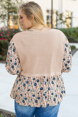 Haut beige en faux deux pièces  grande taille *
