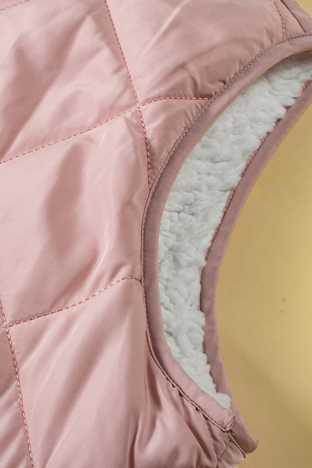 Pink Fleece ausgekleidet gesteppte Westemäntel