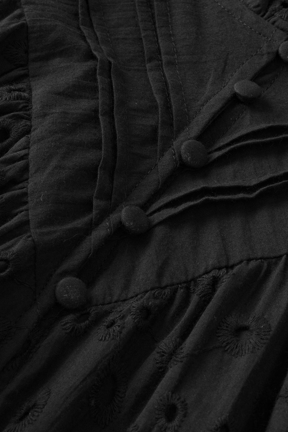Blouse noire à manches bouffantes *-A WOMAN WE LOVE