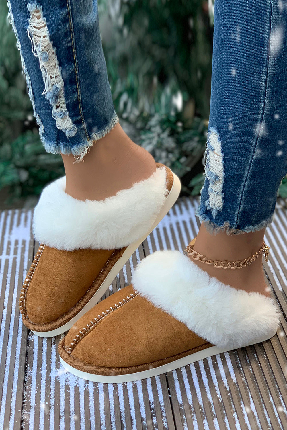 Zapatillas para casas de invierno de gamuza de peluche de camello