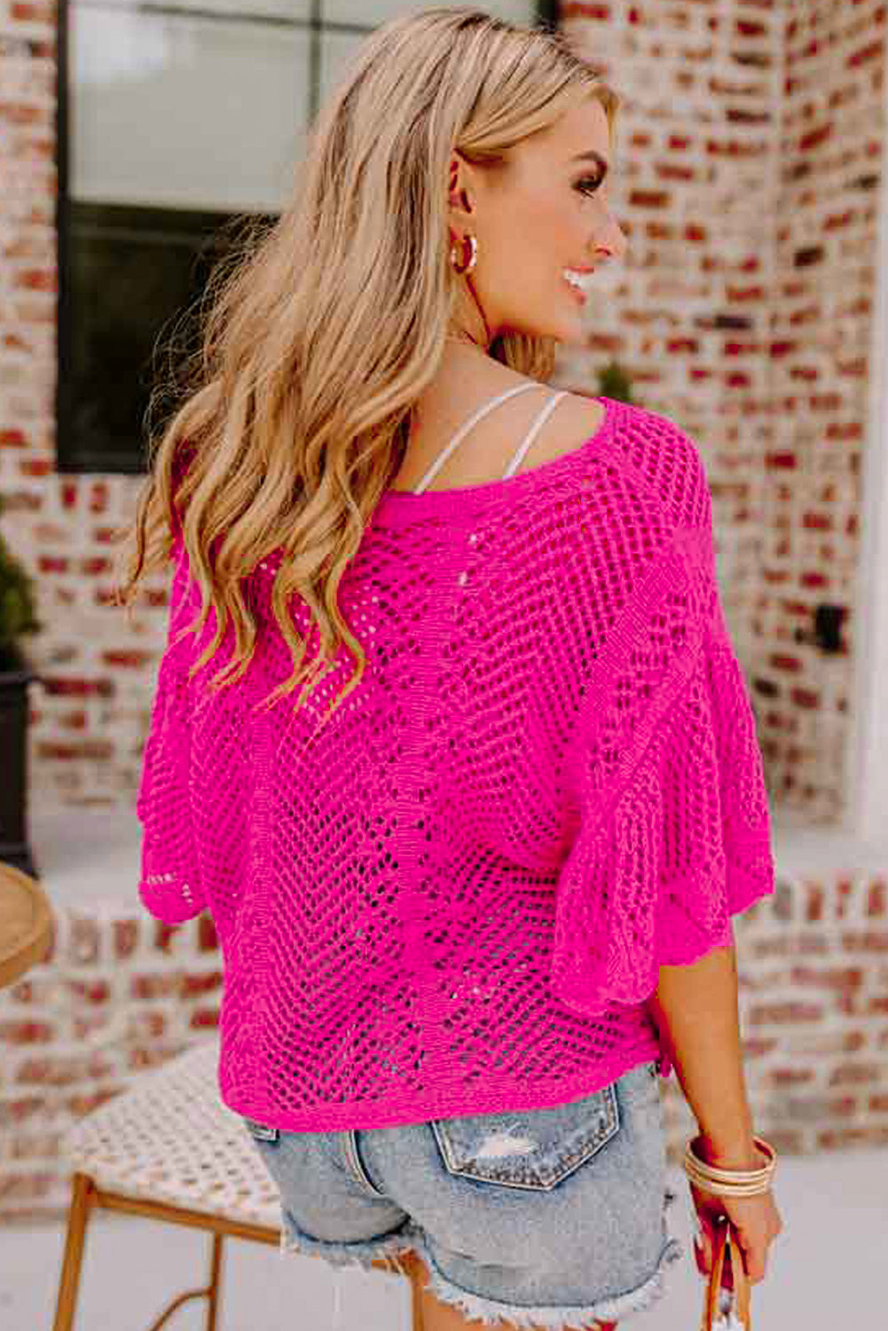 Short -sleeved pink roller -knitting top with scalloped edges
